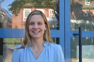 Porträt Nina Petersen-Raeder